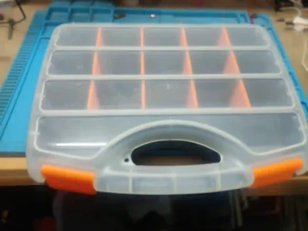 Caja organizadora de componentes